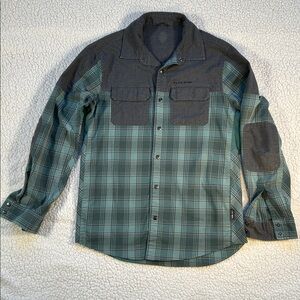 Club Ride Apparel Green and Gray Plaid Shirt Size Medium